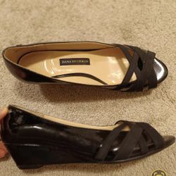 Dana Buchman NEW Wedge Size 10