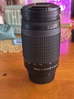 Nikon AF 70-300 Telefoto Lens