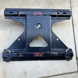 Demco 5th wheel Receiver Adapter Chevy Silverado 
