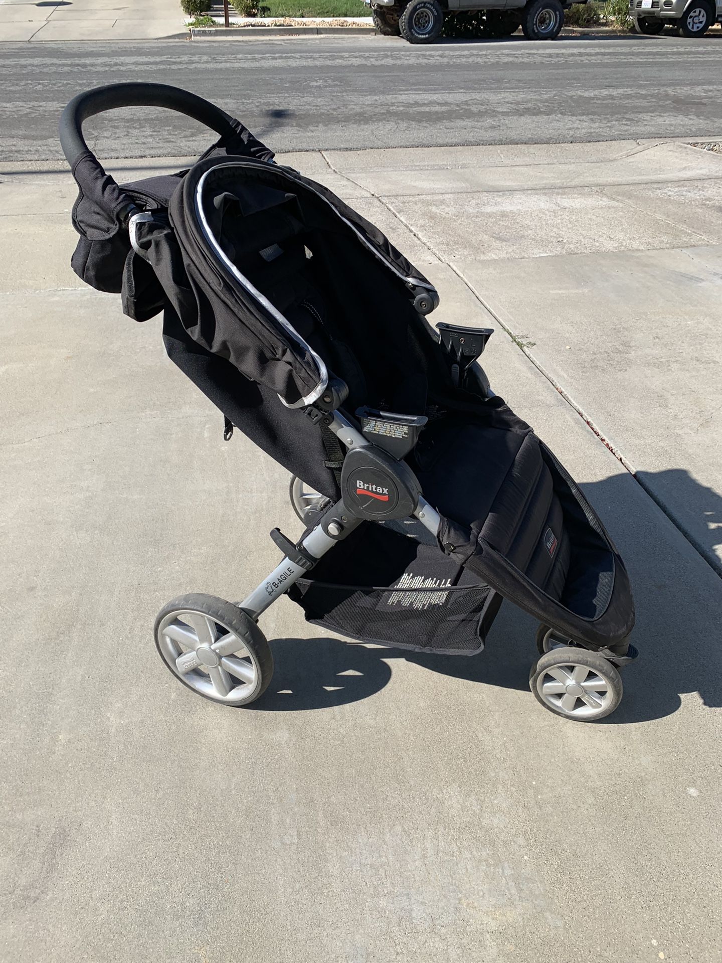 Britax B-Agile Stroller with Infant Car Seat attachments