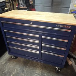 Husky 8 Drawer Mobile Workbench 