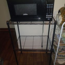 Brand New  Microwave Oven And Stand 
