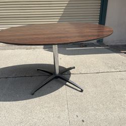 Mid Century Oval Rosewood Table 
