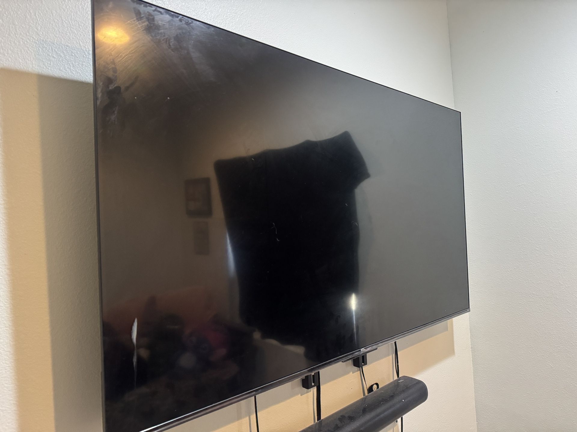 Free  55 TCL smart tv Has lines