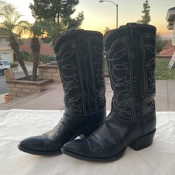 RARE Black Label TONY LAMA Ladies VINTAGE  Boots- Made in USA - Safe Porch/ Patio Pickup in Diamond Bar - ( western boot, Cowboy Boot ) 