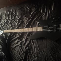 Mitchell Bass Guitar New