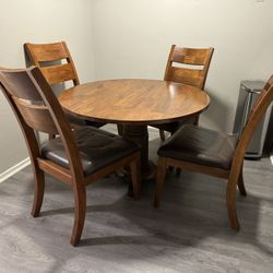 Dining Room Table 