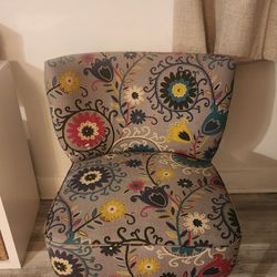 Flower Patter Cushioned Chair 