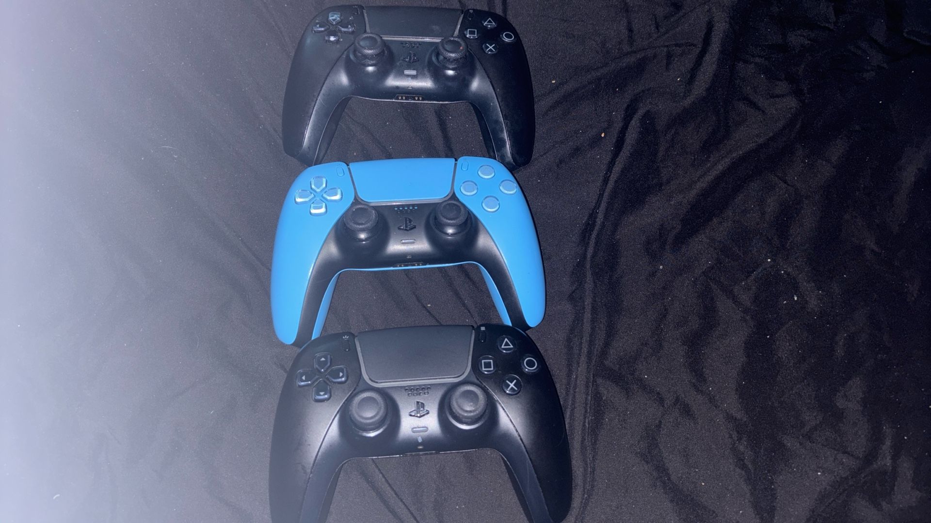 Bundle PS5 controllers used