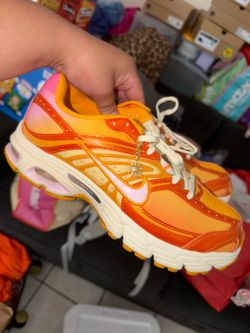 Nike Women’s Air Max Moto 2k size 9.5