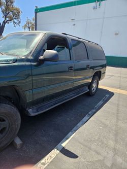 2002 suburban part out