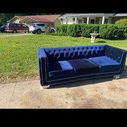 Sofa/ Blue Royal