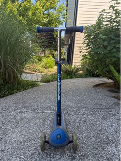 GLOBBER Scooter