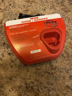 Milwaukee M12 Charger