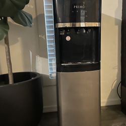 Bottom Load Water Dispenser 