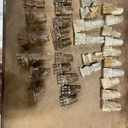 Onyx chess pieces