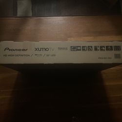Pioneer - 32Class LED HD Smart Xumo TV