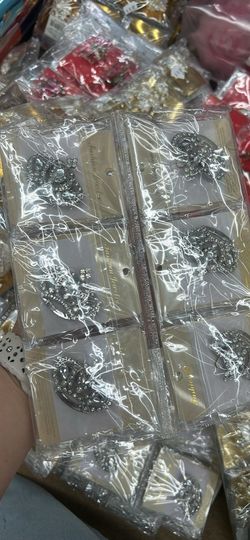 Bulk wholesale 12 pc crown tiara brooch pins