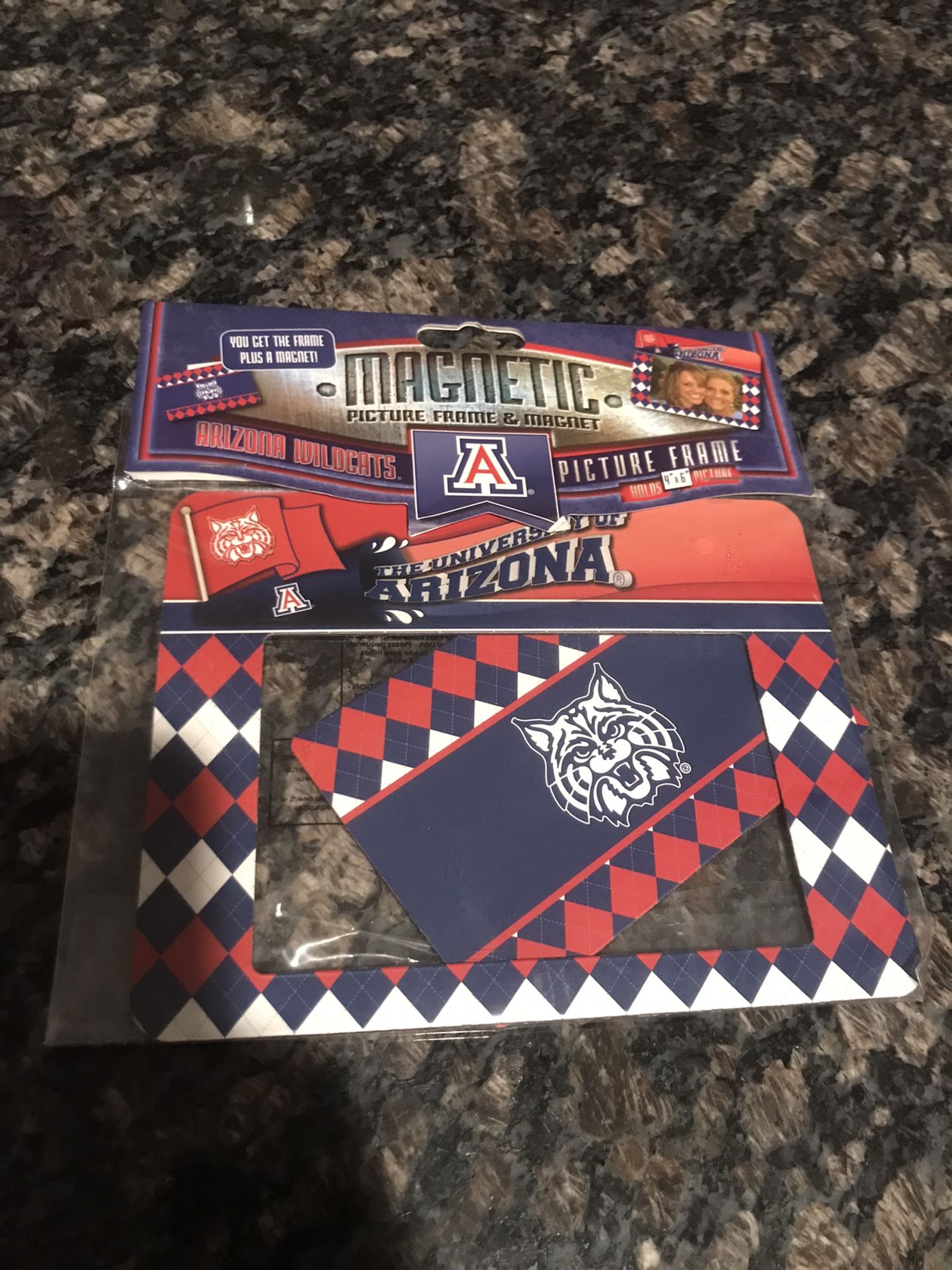 University Of Arizona Magnetic Picture Frame And Magnet