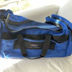 LikeNew - XLarge Travelers Club duffle bag