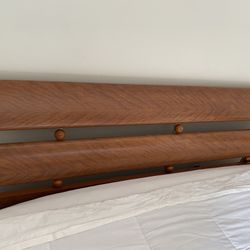 Solid Wood/W Veneer Finish 5 Piece Bedroom 