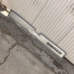 Tailgate trim para Silverado 