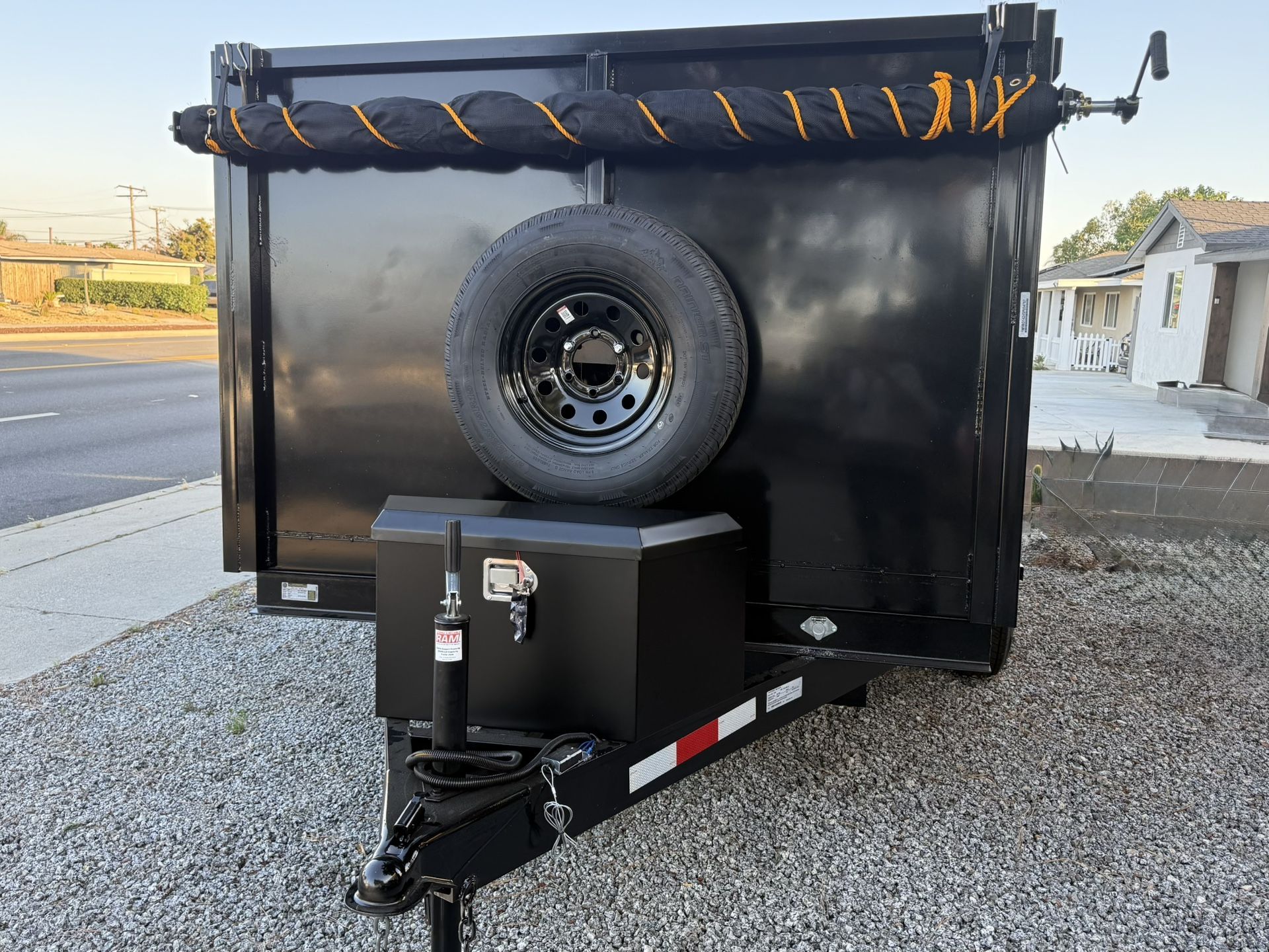 Hydraulic Dump Trailer