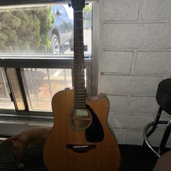 Yamaha FGX800C Acoustic-Electric