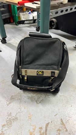 CLC. Custom Leathercraft CLC Electrician's Tool Pouch