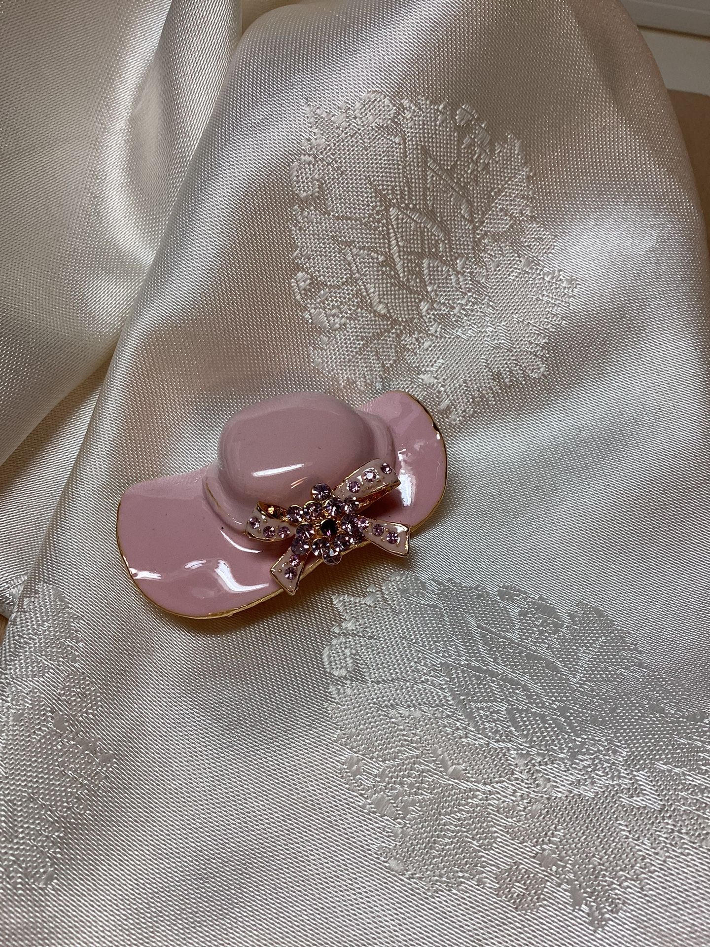 Vintage Pink Enamel And Lavender Rhinestone Bonnet Brooch