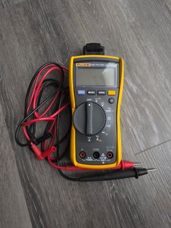 Fluke 115 multimeter