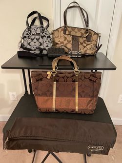 Various authentic Classic Signature Coach bags and accessories