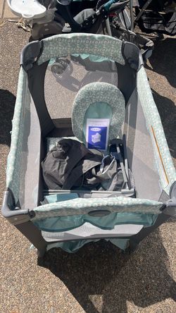 Graco travel crib