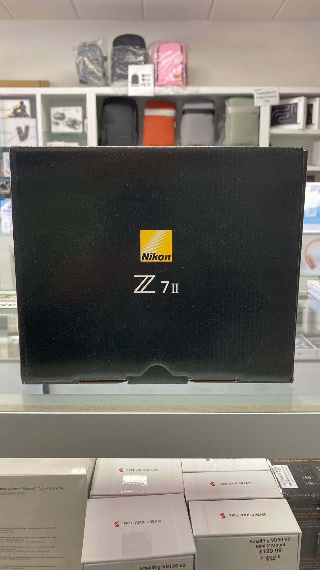 Nikon 7II (body)