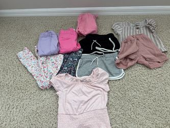 Size 5-8 girls clothes, like new to used condition. Pet and smoke free home. Pick up Oviedo.