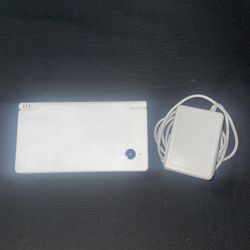 Nintendo DSI White In Great Condition With Charger No Memory Card