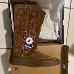 Converse All Star Western Boots ST Z Brand New Size9