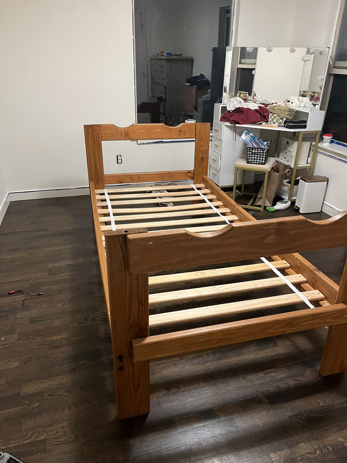 Solid Wood Bunk Bed With Trundle