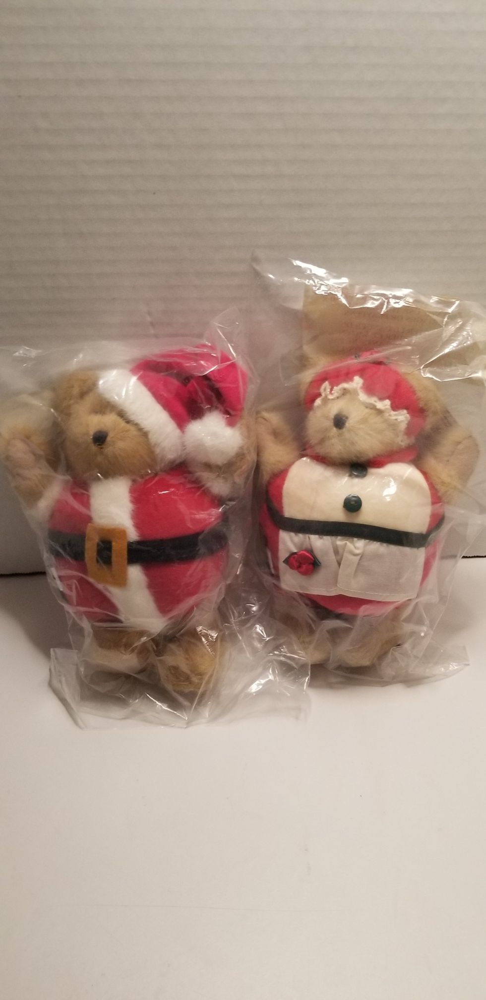 Boyds bears chrissy and nickie