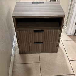 End / Side Table