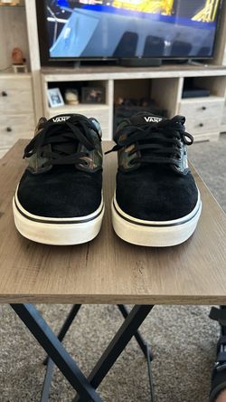 Vans Men’s Size 13 Black Suede Camo Skate Shoes – Great Condition
