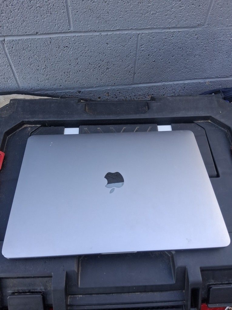 2020 MacBook Pro For Parts