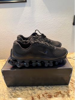 Nike Air Liquid Max Triple Black IQ7634-003 Men’s Size 11 Brand New