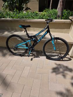 Huffy mountain bike women's