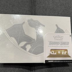 Pokémon Cards - Charizard Ultra Premium Collection