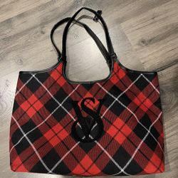 New Victoria's Secret Tote Bag Plaid Red & Black With Sherpa Christmas. NWT