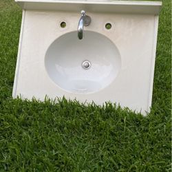 Bathroom 30” Top Counter Complete Used