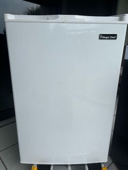 Magic Chef freezer