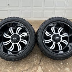 22x10 INCH XTREME MUDDER OFF-ROAD RIMS WITH 33x12.50R22 TIRES