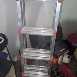 Little Giant Ladder Extends On Both Sides Good To Get On Roofs👌